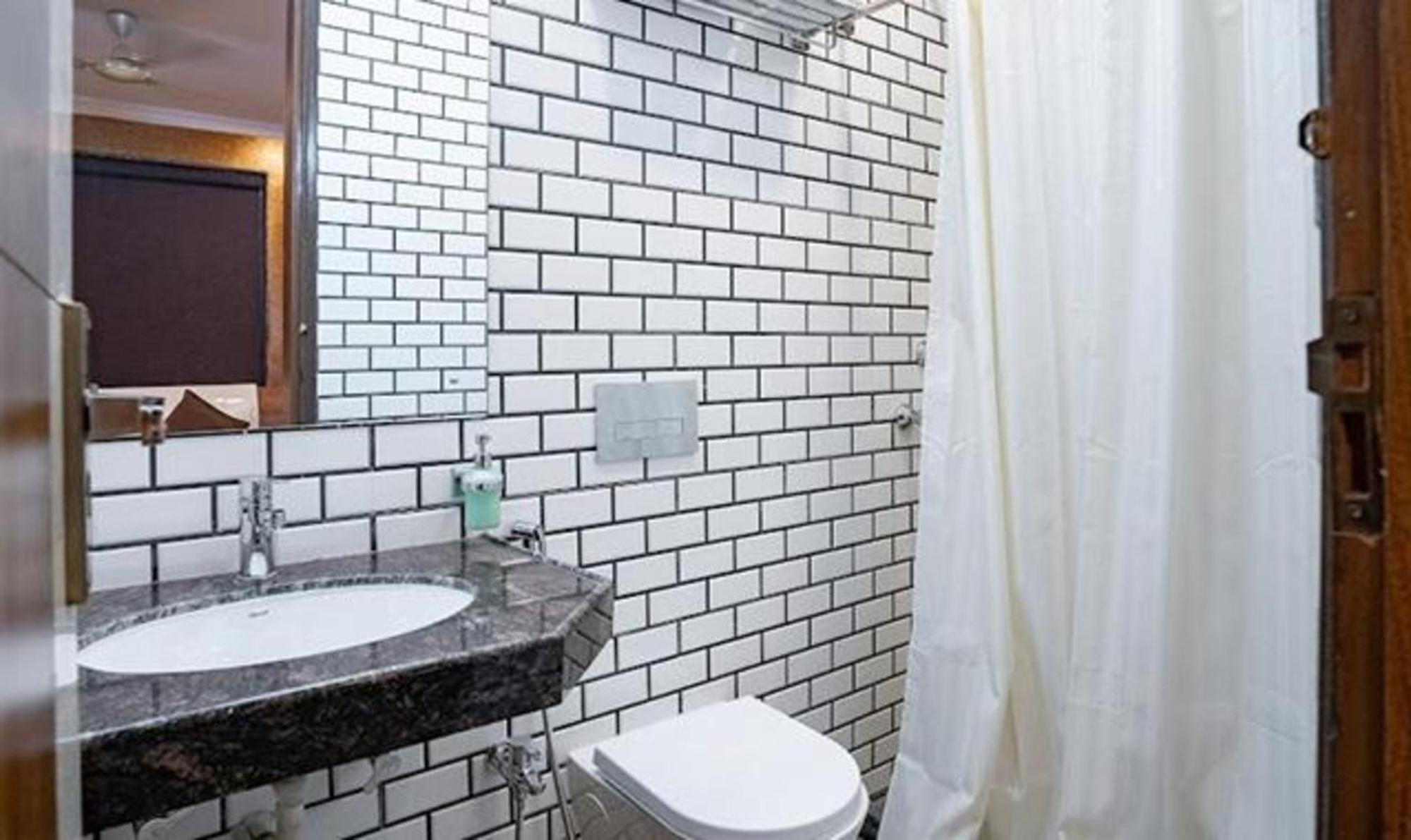 Fabhotel Prime Tiyara Inn Calcutta Exteriör bild